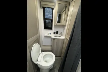 Beautiful Brand-New RV- Spacious, Comfortable, and Family-Ready! ✨