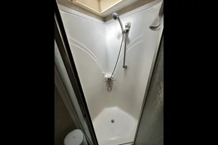 James's RV “Country Paradise”