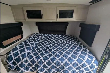 Dave’s Adventure-Ready Bunkhouse — Apex Nano 194BHS | Easy to Tow!