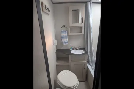 Dave’s Adventure-Ready Bunkhouse — Apex Nano 194BHS | Easy to Tow!