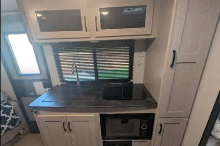 Dave’s Adventure-Ready Bunkhouse — Apex Nano 194BHS | Easy to Tow!