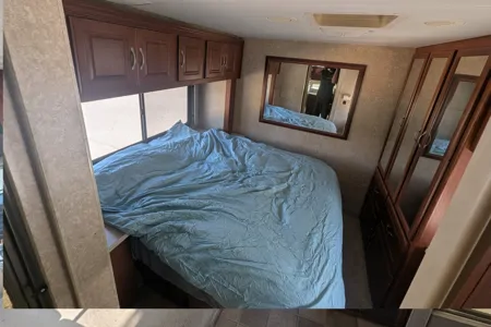 Nature of the Bear's 29ft motorhome 29E Class C