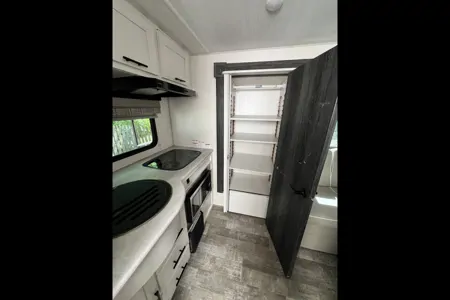 Tow, Go & Relax – 2022 RPod 196 Glamping Made Easy