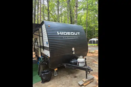 Jason's Keystone Hideout Cozy Family RV