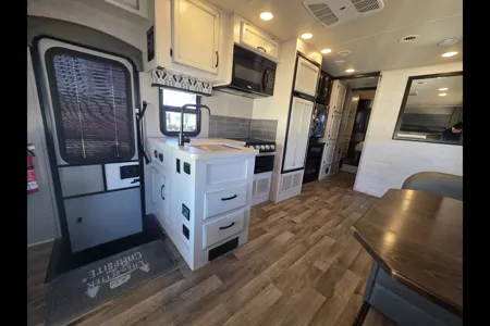 Meet "Bonnie"- Jayco Greyhawk 30 Z Class C