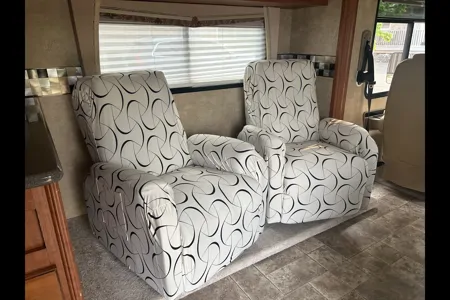 Hideaway By The Bay Georgetown 34ft Class A