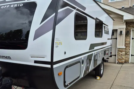Coachmen Apex Nano 186BH