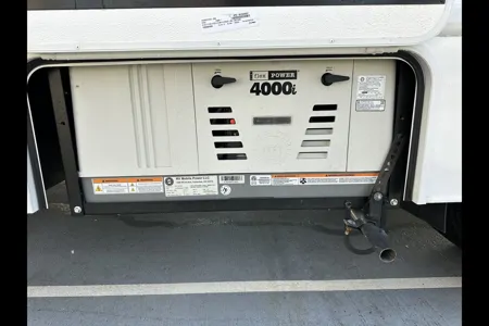 Phil's  2025 Thor Motor Coach Four Winds 22B Class C