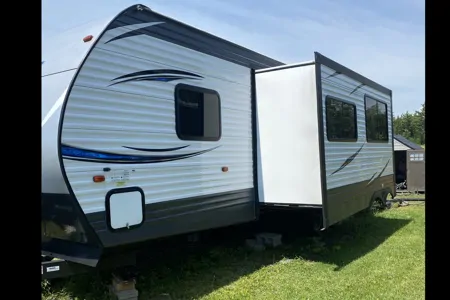 Little’s Palomino Puma 30dbsc Travel Trailer