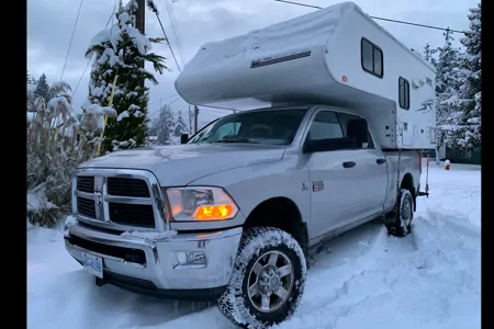 4x4 RAM 3500 with Lance Truck Camper (STARLINK INTERNET)