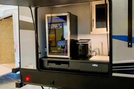 Lisa’s Family Fun Camping Adventures! 2021- Sleeps 8 Comfortably!