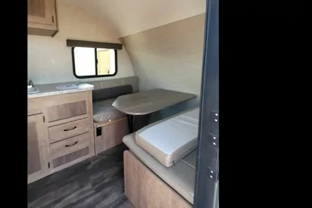 Paul's Starcraft Comet 16 QB Travel Trailer