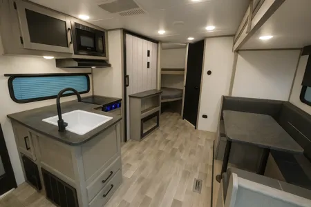 2024 Kodiak Bunkhouse – Family RV Rental in Texas