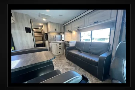 32 - 2021 Forest River Sunseeker