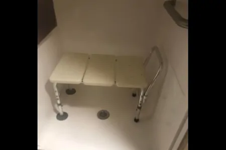 Wheelchair accessible RV travel trailer