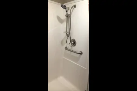 Wheelchair accessible RV travel trailer