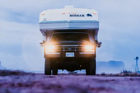 Camper Truck - 2005 Ford F250 (red) + Kodiak K99