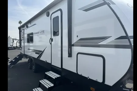 Matthew's Highland Ridge RV Open range Travel Trailer
