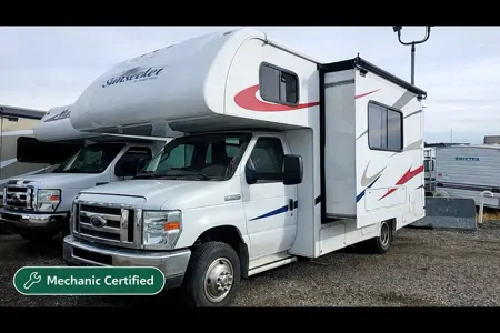 Fleet #C9 Class C with Dinette Slideout – Spacious Luxury for Families (Sleeps 4 Adults, 2 Children)