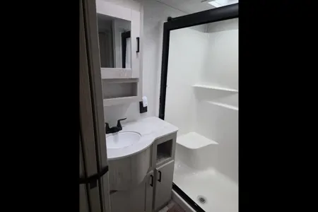 Meet "Eve"- East to West Tandara Fifth Wheel