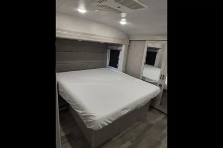 Meet "Eve"- East to West Tandara Fifth Wheel