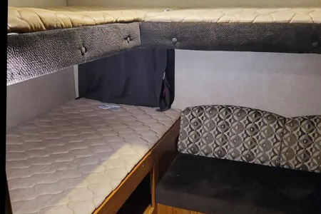 Cole's Starcraft 309 BHL Travel Trailer