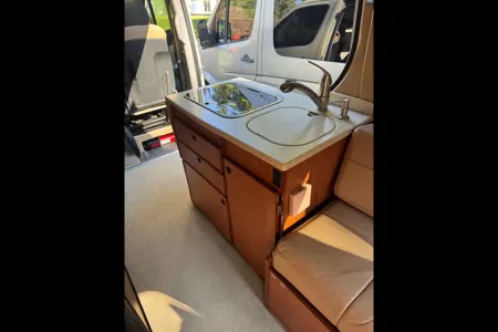 Mercedes-Benz Sportsmobile Class B