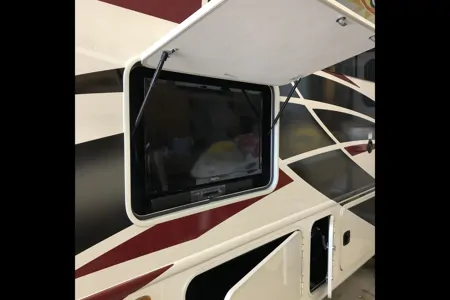 nancy's Thor Motor Coach Hurricane 29M Class A