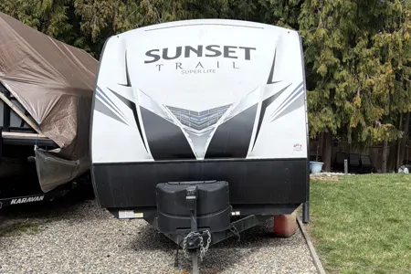 Rob's Keystone Sunset Trail Travel Trailer