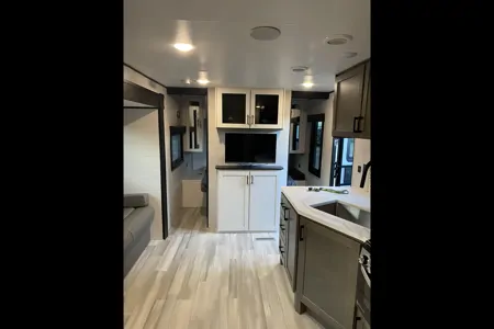 stavros's Starcraft 26 BHS Home away from Home fun house