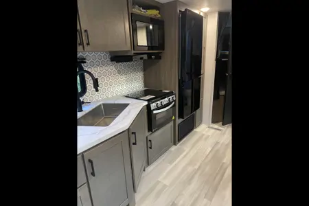 stavros's Starcraft 26 BHS Home away from Home fun house