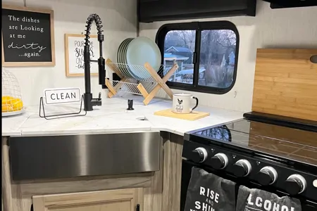 Joshua's Forest River Alpha Wolf 30RDB-L Travel Trailer