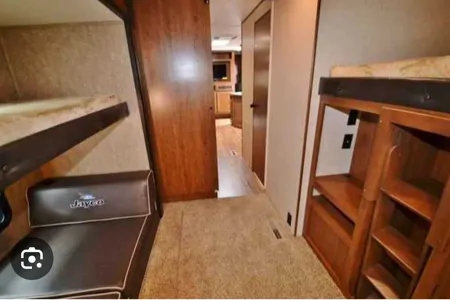 Liz and Jeff's Jayco 32BHDS Travel Trailer