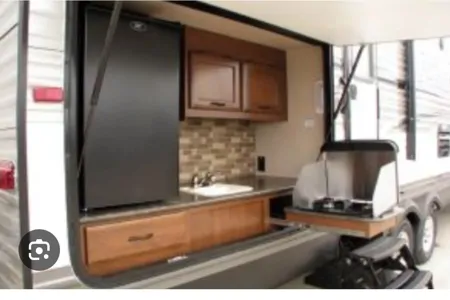 Liz and Jeff's Jayco 32BHDS Travel Trailer