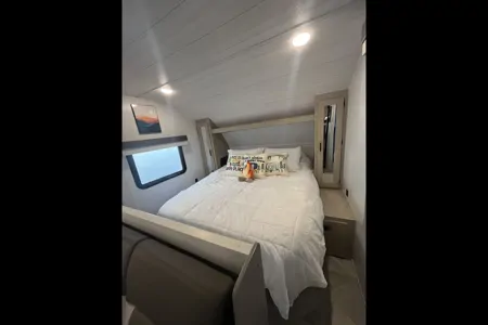 Brand New 29ft Forest River Salem Cruise Lite #IET002