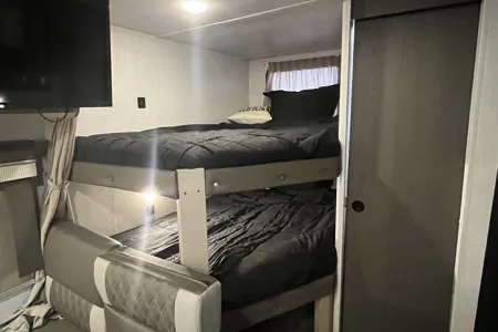 Brand New 29ft Forest River Salem Cruise Lite #IET002