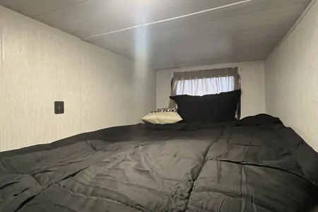 Brand New 29ft Forest River Salem Cruise Lite #IET002