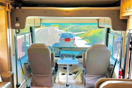 Wandering Wheels Jayco Precept Prestige Class A