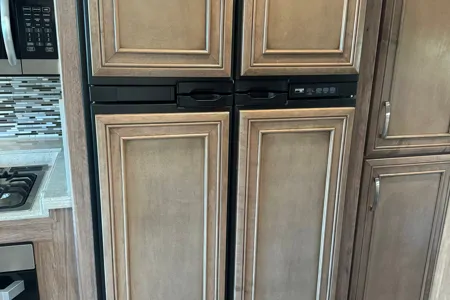 Wandering Wheels Jayco Precept Prestige Class A