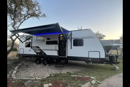 Alicia and David's Glamper Camper