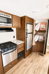 The Lounge Lodge Bunkhouse