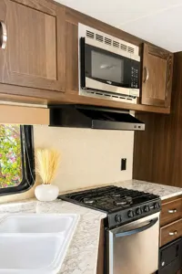 The Lounge Lodge Bunkhouse