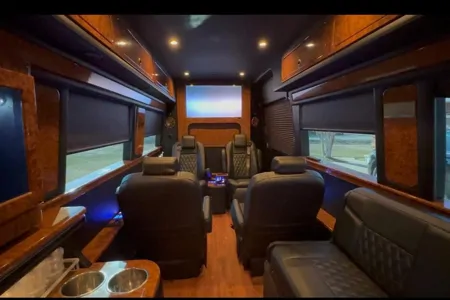 Kevin's Mercedes-Benz MidWest Class C