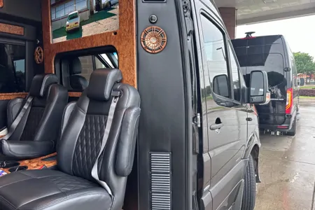 Kevin's Mercedes-Benz MidWest Class C