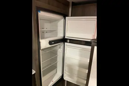 Usman’s 2021 Viking 17BHS Travel Trailer