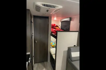 Usman’s 2021 Viking 17BHS Travel Trailer