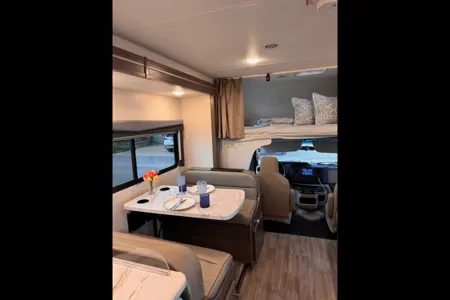 NEW 2025 28Z Thor Four Winds | Family Adventure Ready