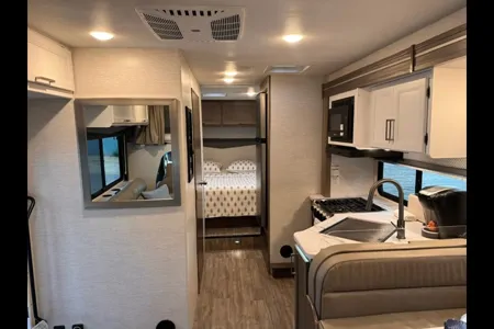 NEW 2025 28Z Thor Four Winds | Family Adventure Ready