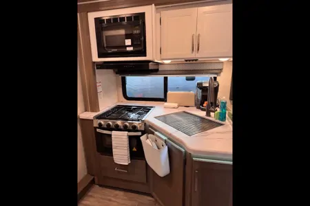 NEW 2025 28Z Thor Four Winds | Family Adventure Ready