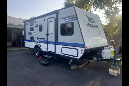 Superhost Jayco Jayfeather 7 19.5BH Travel Trailer